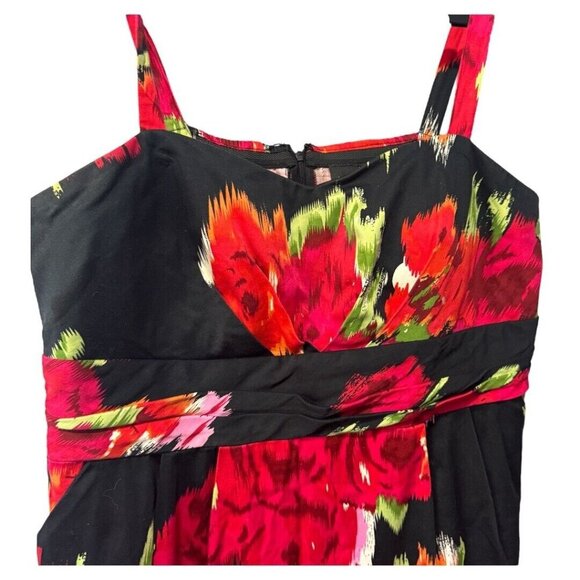 black "Laura Plus" dress with a red and green floral pattern size 22 sleeveless - Picture 2 of 6
